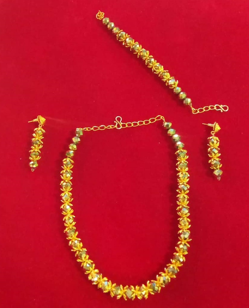 Ensemble collier plaqué or avec des perles de couleur verte-EB0001