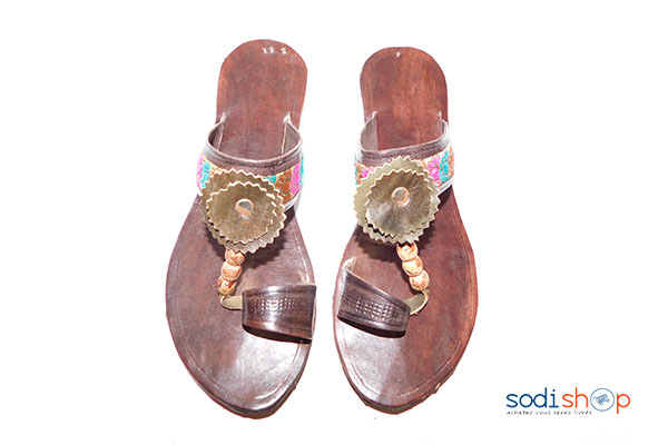 Chaussure pour homme sandale en cuir Chocolat design