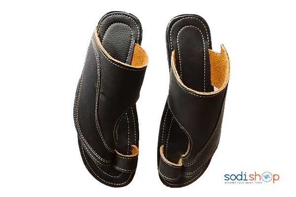 Chaussure pour homme Sandale en cuire noir