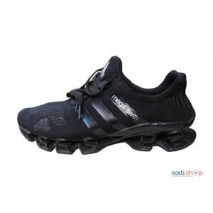 Chaussure Adidas pour Homme pointure 42-44