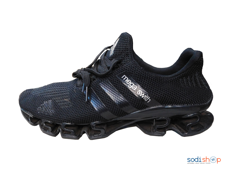 Chaussure Adidas pour Homme pointure 42-44