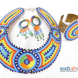 Collier Artisanal + Bracelet et Boucles d’Oreille en Perles, Style Africain, Sublime Design Pour Femme - Multicolore MT0077