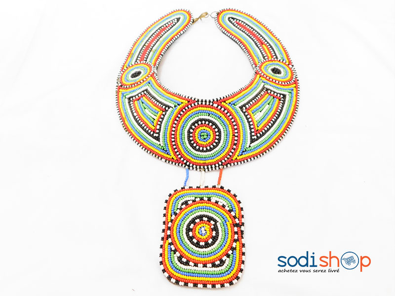 Collier Multicolore Artisanal à Ras du Cou avec Pendentif MT0077