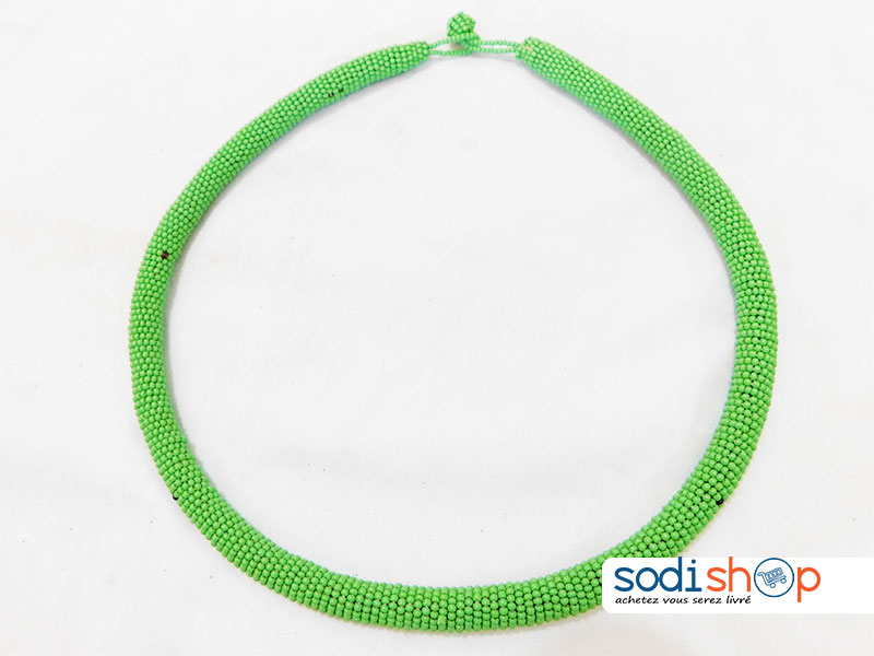 Collier Africain, Ravissant Bijou en Perle, Couleur Vert - Pour Femme MT0077