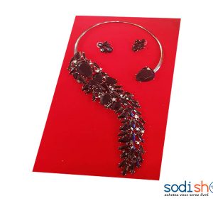 Collier avec Boucles d’Oreilles Pour Femme Design Spécial - Couleur Bordeaux EB001