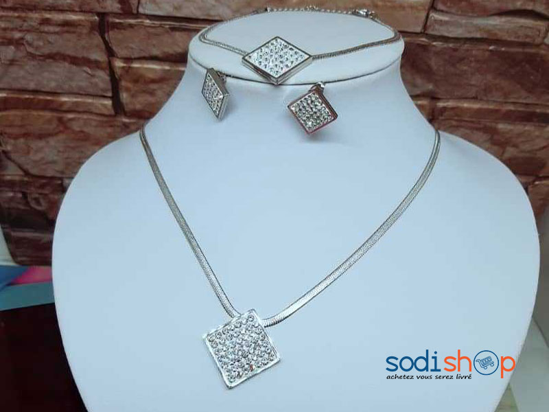 Ensemble Collier pour Femme Couleur Argenté MJ0021