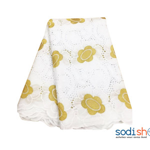 Tissu Brodé 100% en Coton 5 Yards Blanc et Doré OM00121