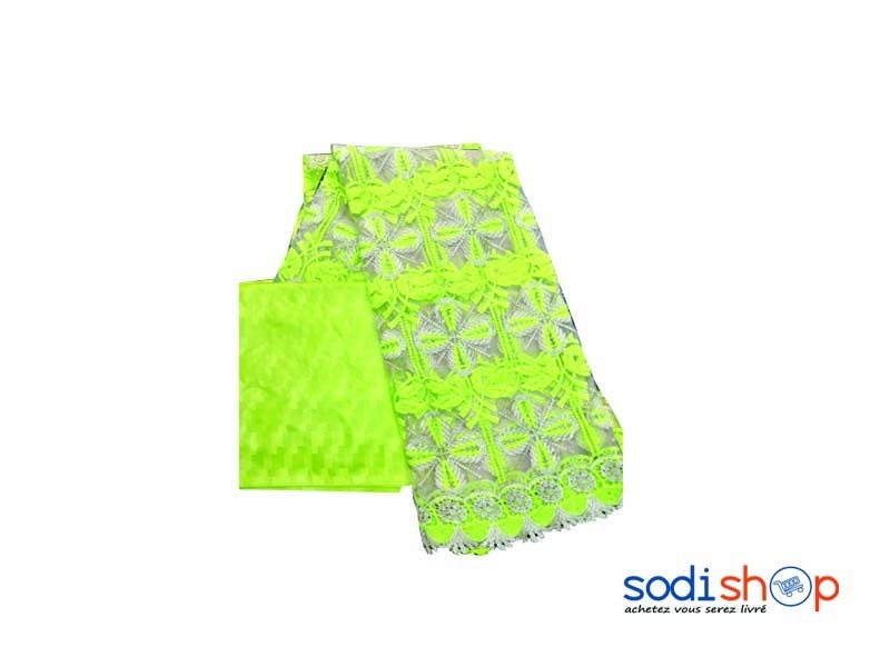 Dentelle + Bazin Getzner Couleur Vert 3 et 1 Mètre DD00132