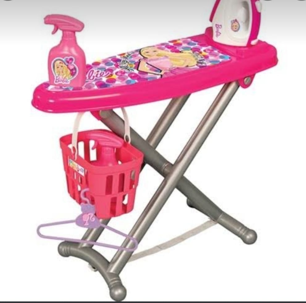 Table à Repasser Barbie - Jouet Pour Petite Fille avec Accessoire Enfant BZE00199