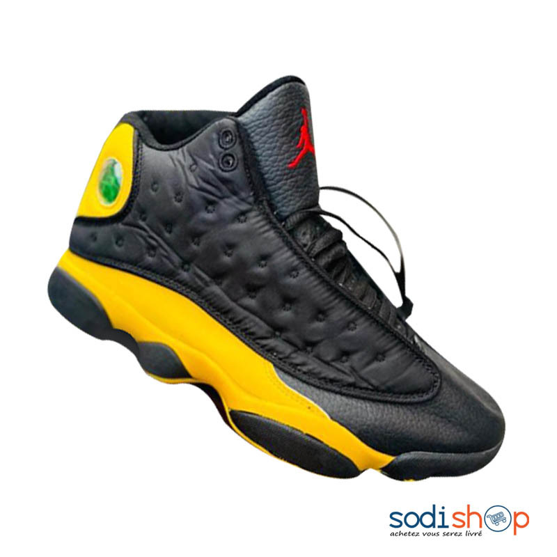 Basket Air Jordan - Conception Originale Noir et Jaune SEY00201