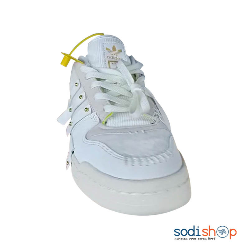 Basket Adidas Classique - Chaussure Couleur Blanc SEY00201
