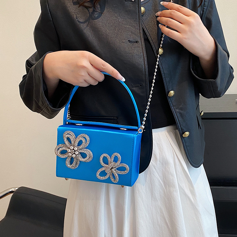Sacs à bandoulière pour femmes, design de fleurs 3D, sac de luxe, sac de soirée, sacs à main initiés, 2023 AI0001 – Image 6