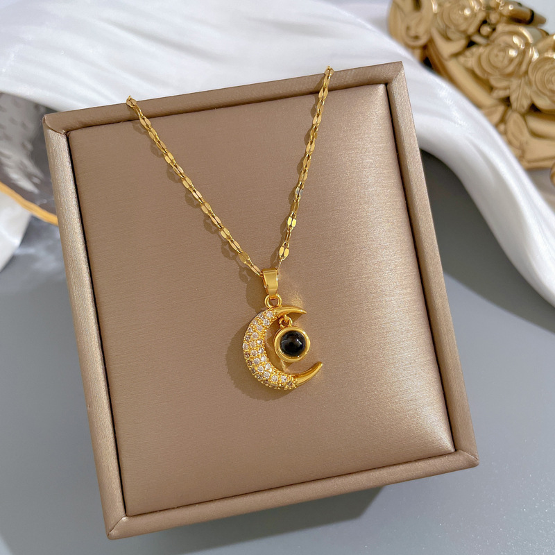 Collier lettre I Love You pour femme, acier inoxydable, pendentif lune et coeur, bijoux de fête des travailleurs, cadeaux de projection, tendance de la mode AI0001