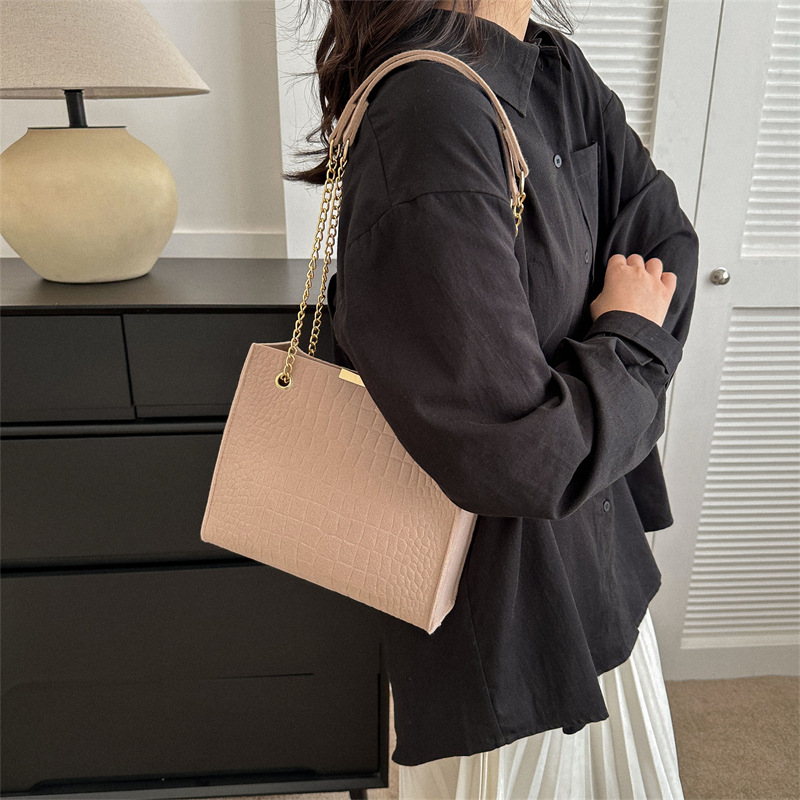 Sac à main en feutre à motif de gril pour femme, petite poignée sous les bras, pochette de luxe solide, sac à main pour document féminin, initié, nouvelle mode, 2024 AI0001 – Image 4