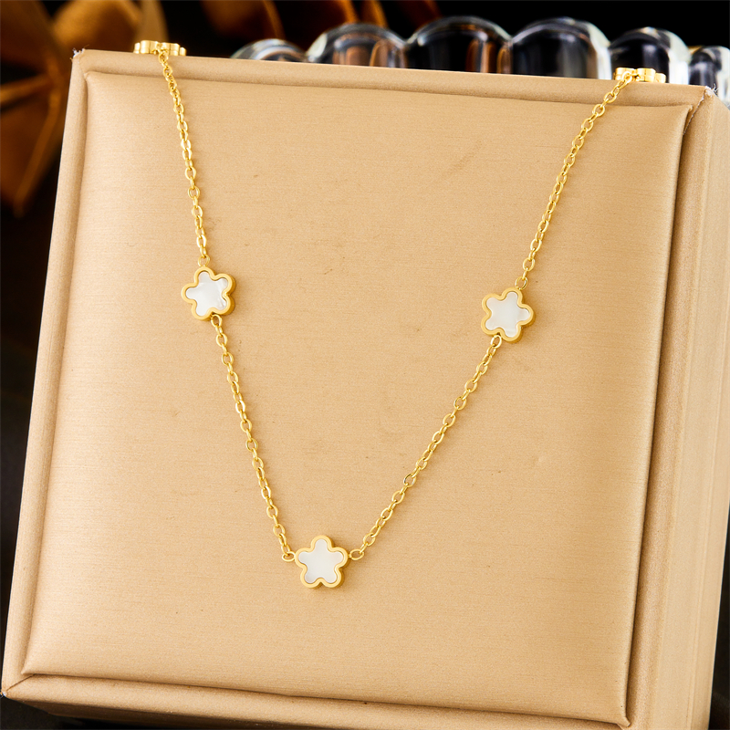 DIEYURO SION L-Ensemble de bijoux en acier inoxydable pour femme, coquille de mer blanche, cinq fleurs de cuir chevelu imbibées, bracelet tendance, nouveau, 2024 AI0001 – Image 4