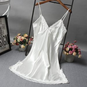 Robe de nuit en Satin pour femmes, col en V, bretelles Spaghetti, dos nu, sans manches, en dentelle, Patchwork, vêtement AI0001