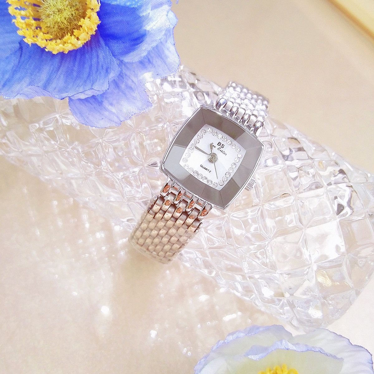 UTHAI-Montre-bracelet étanche en acier inoxydable pour femme, bracelet en métal, léger, luxe, marque, niche, tempérament, femme AI0001 – Image 4