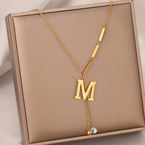 Colliers de la présidence en acier inoxydable avec pompon lettre M pour femme, tour de cou fin, bijoux fantaisie, cadeau populaire, nouveau AI0001