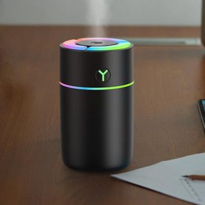 Petit humidificateur d'air portable coloré pour voiture, diffuseur de désodorisant, forme de tasse d'eau AI0001